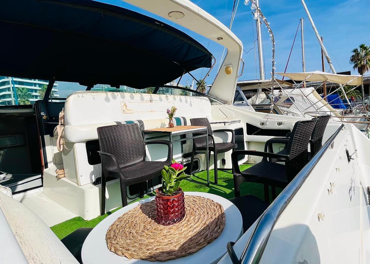 Yacht Hotel Barcelona سان أدريان دي بيزوس المظهر الخارجي الصورة
