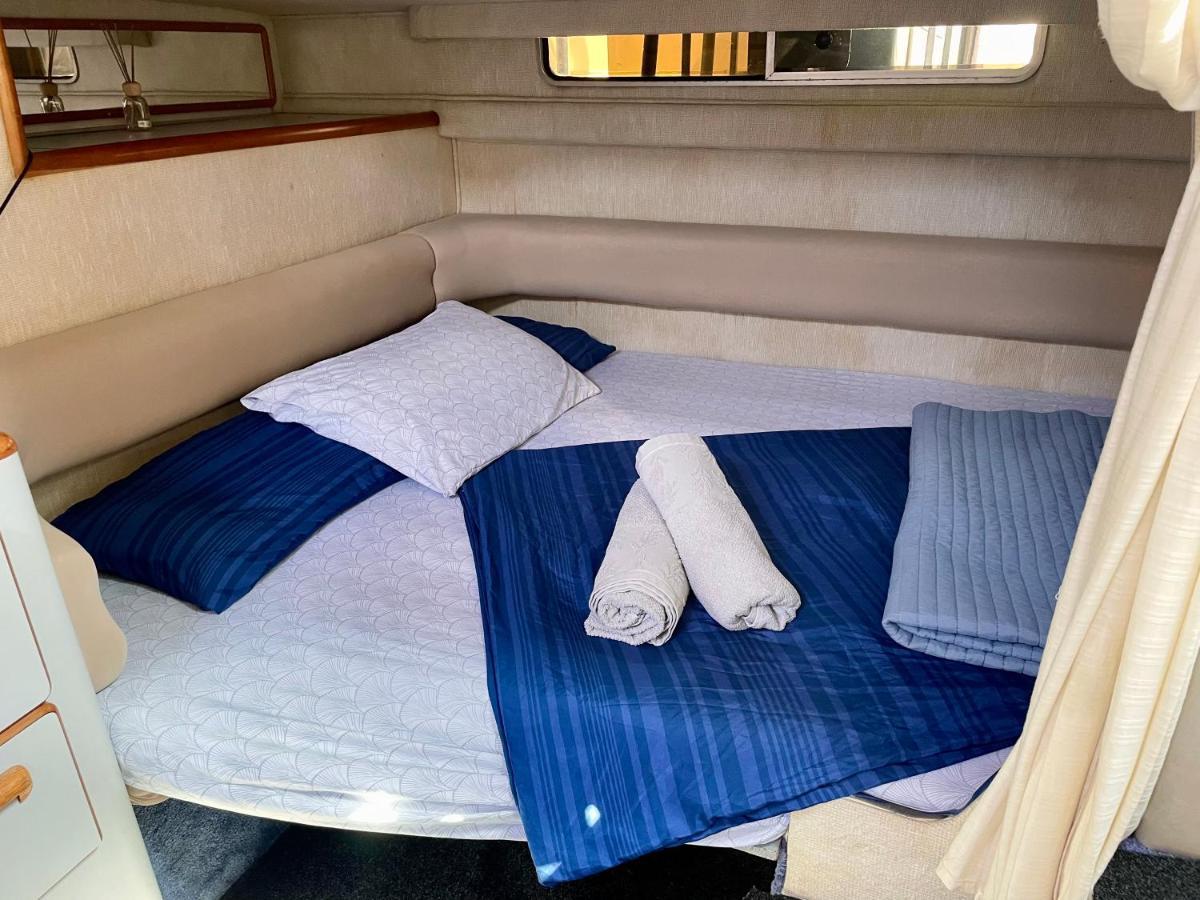 Yacht Hotel Barcelona سان أدريان دي بيزوس المظهر الخارجي الصورة